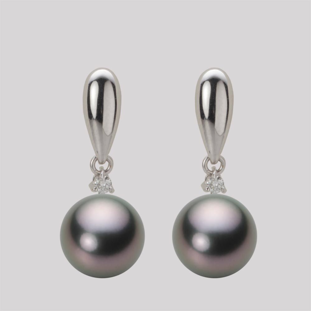 9.0mm 黒蝶真珠ピアス