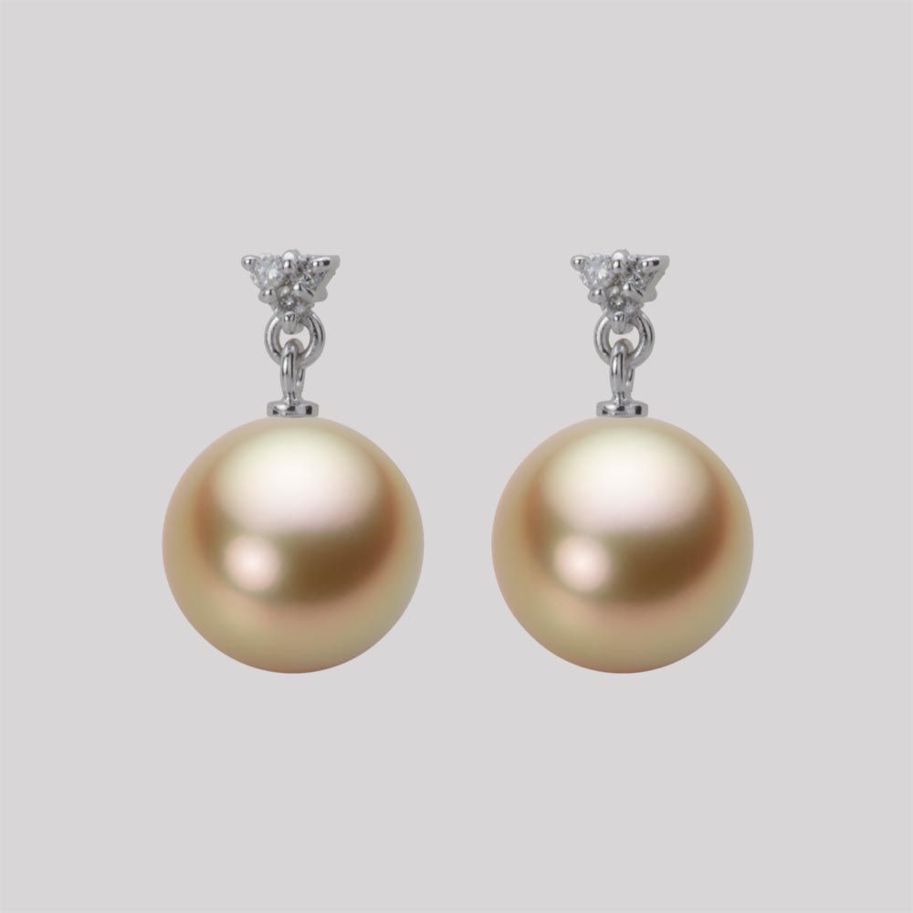 9.0mm 白蝶真珠（ゴールド系）ピアス