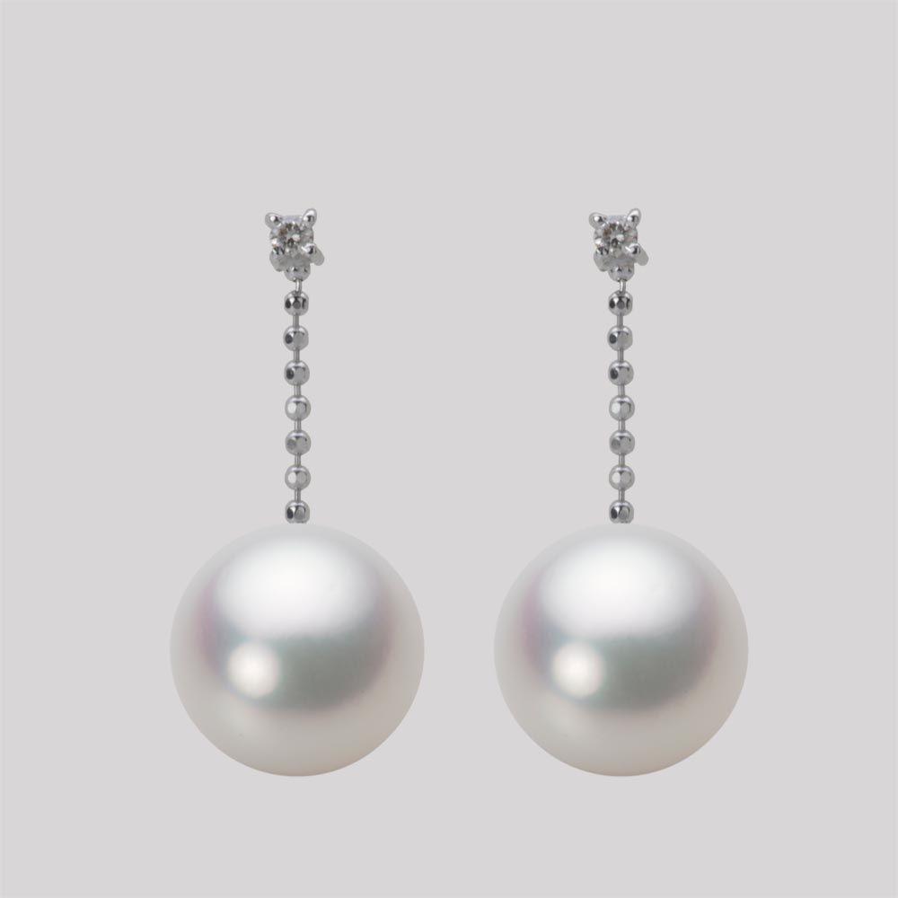 9.0mm 白蝶真珠（ホワイト系）ピアス
