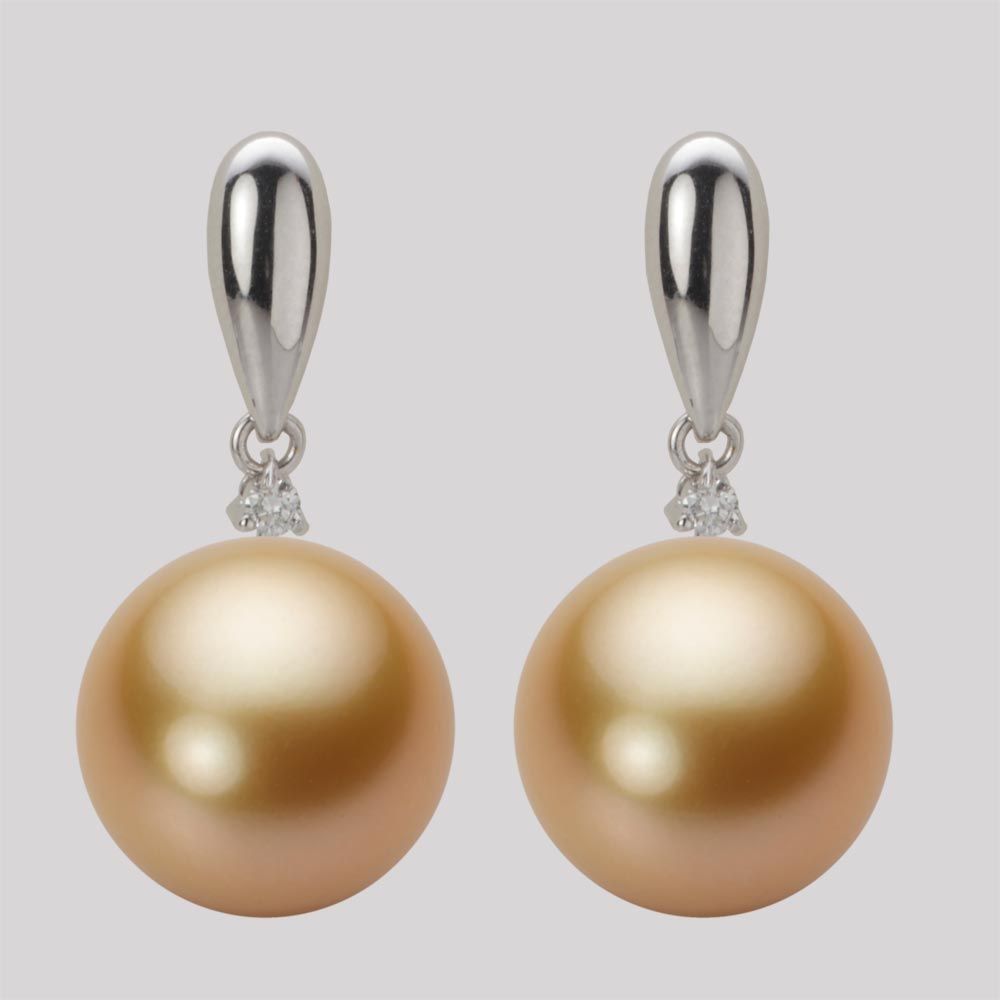 13.0mm 白蝶真珠（ゴールド系）ピアス