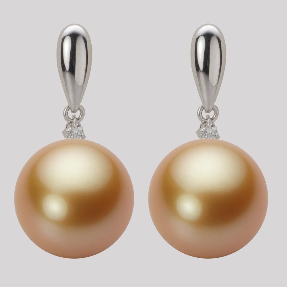 14.0mm 白蝶真珠（ゴールド系）ピアス