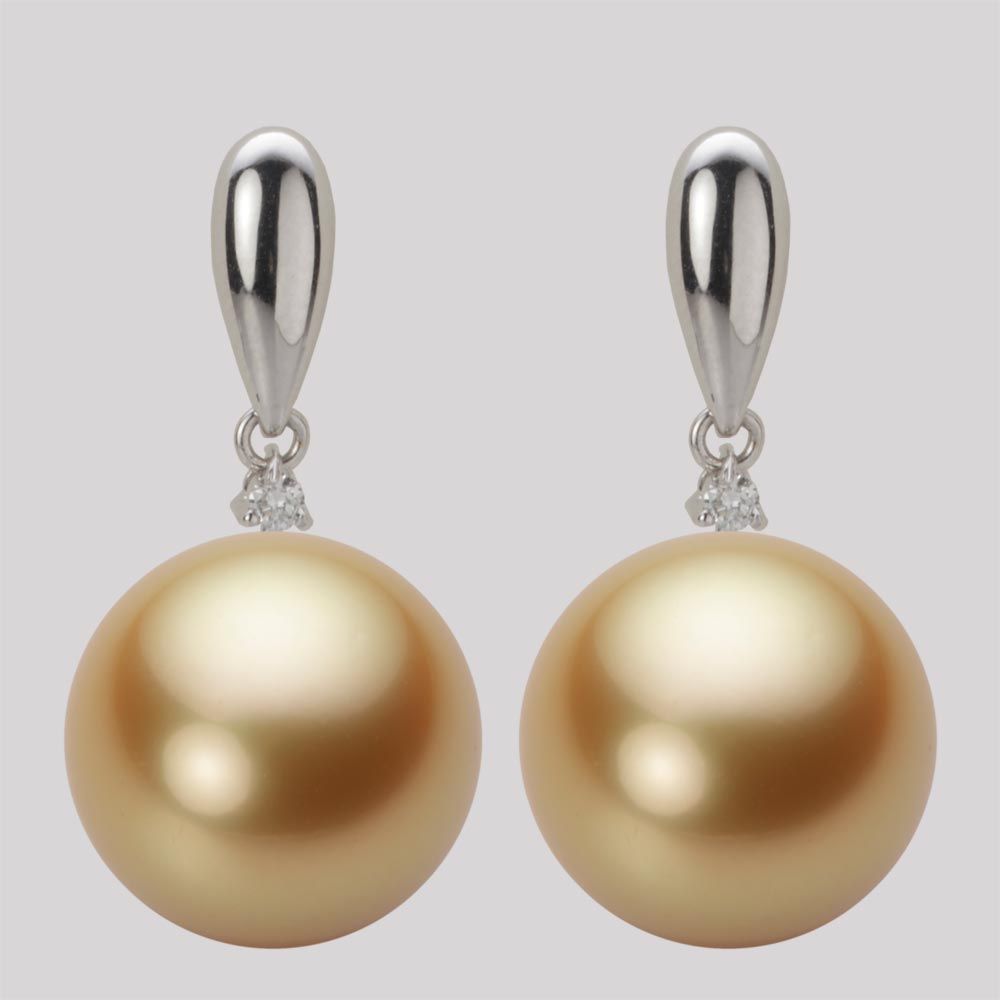 14.0mm 白蝶真珠（ゴールド系）ピアス